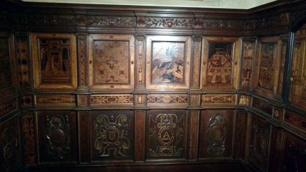 Part of a chapel from the 1500s done in wood inlay.