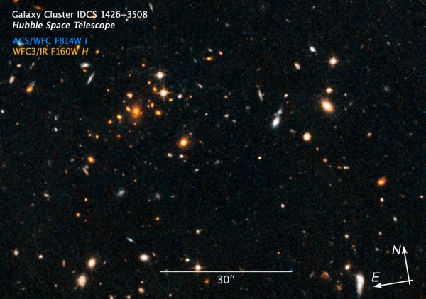 Hubble Space Telescope view of a distant galaxy cluster