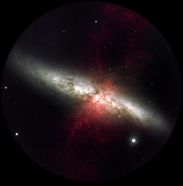Image credit: Pablo Rodríguez-Gil (IAC) y Pablo Bonet (IAC), with the William Herschel Telescope.