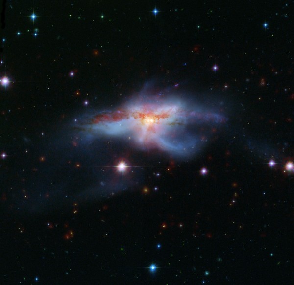Image credit: NASA / JPL-Caltech / STScI-ESA / S. Bush, et al. (Harvard-Smithsonian CfA).