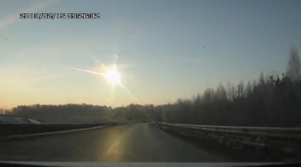 Image via: http://www.zingzoo.com/2013/02/15/falling-meteor-injures-thousands/.