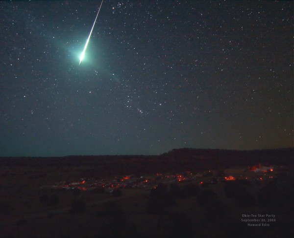 Image credit: Howard Edin (Oklahoma City Astronomy Club), via http://apod.nasa.gov/apod/ap081011.html.