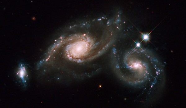 Arp 274, a trio of star-forming galaxies. Image credit: NASA, ESA, M. Livio and the Hubble Heritage Team (STScI/AURA).